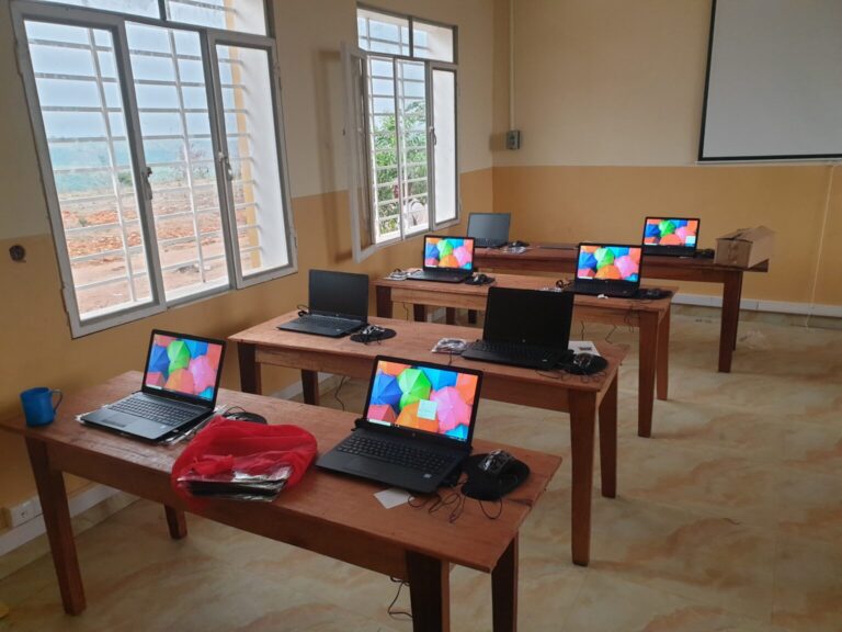 Laboratoire informatique kananga